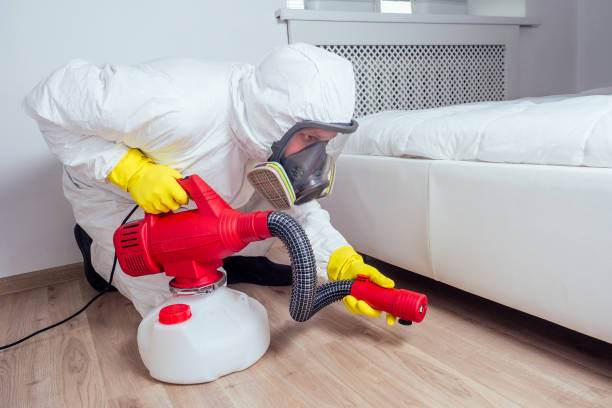 Best Pest Control for Businesses  in Lake Linden, MI